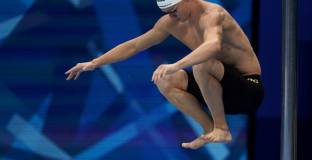 Епитропов е 13-ти в полуфиналите