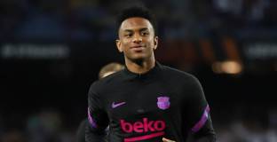 Барса готви нов договор на Балде