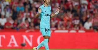 Барса иска да задържи Фелиш 