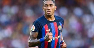 Барса няма да може да купува играчи, ако не продаде Рафиня