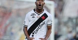 Барса предложи 30 млн. за нападател 