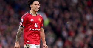 Барса се интересува от Лисандро Мартинес