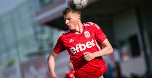 Бастунов още не е подписал с Левски, чака оферти от чужбина