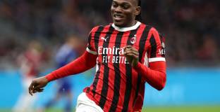 Байерн е готов да предложи 60 млн. и играч за Леао 