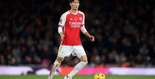 Байерн възнамерява да подпише с Томиясу 