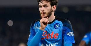 Байерн хвърли око на Кварацхелия 