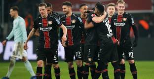 В Байер решиха да намалят заплатите