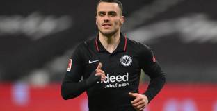  Уест Хем отправи оферта за Костич