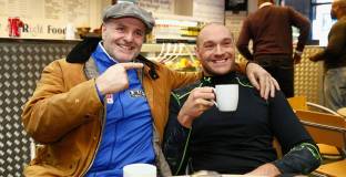 Бащата на Фюри: Джошуа е прекалено силен за Пулев