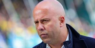 Фейнорд отхвърли началната оферта на Ливърпул за Слот