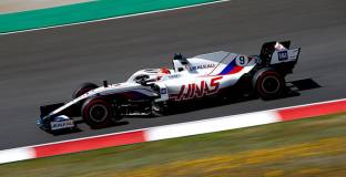 Санкт Петербург ще приеме етап от Ф-1 през 2023 г. 