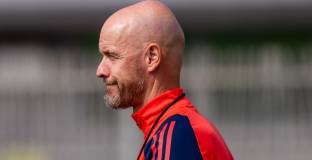 Тен Хаг: Покупката на бивши играчи на Аякс не е мое решение 