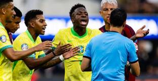 Бразилия - Коста Рика 0:0 