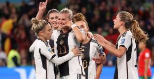 Три страни поискаха Световното за жени през 2027 г. 