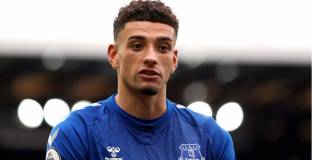 Ипсуич нае защитник на Аталанта