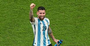 Бенфика продължи със световен шампион