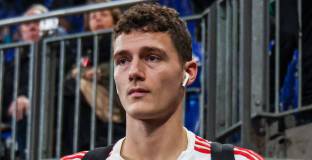  Байерн може да осигури покупката на Кейн с продажба на трима