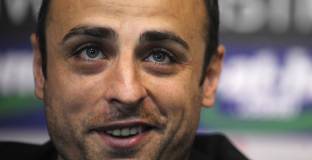 Бербатов: Новият стадион няма да помогне на Тотнъм срещу Сити