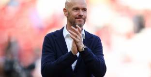 Бербатов даде съвет на Тен Хаг