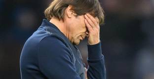 Конте не се яви на пресконференция 