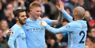 Ман Сити с пет през Суонзи