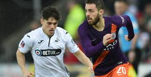 Сити обърна Суонзи от два пасив и продължава