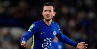 ВАР остави Челси и Ливърпул равни