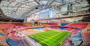 Нидерландия ще тръгне с успех над Полша