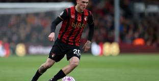 Борнемут закупи Хименес