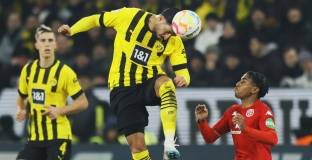 Късен гол носи трите точки на Дортмунд