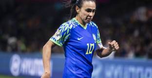 Бразилия сензационно отпадна от Световното за жени 