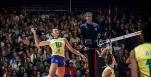 Бразилките уверено победиха японките 