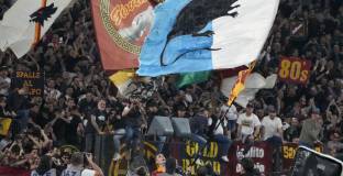 Защитник на Рома отнесе наказание от два мача заради знаме с плъхове 