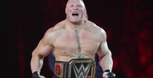 Брок Леснар преподписа с WWE