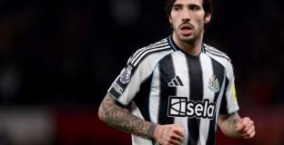 Манчестър Юнайтед готви оферта за Тонали