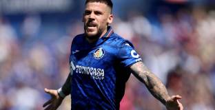 Бивш играч на Барса пострада тежко след ухапване от куче