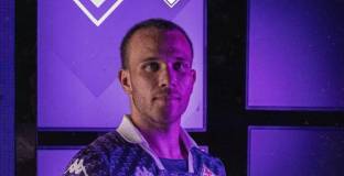 Артур премина във Фиорентина 