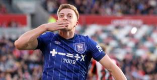 Челси съгласува с Делап шестгодишен договор 