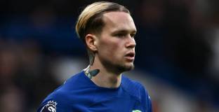 Харт защити Мудрик