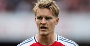 Едегор призова за реабилитиране за загубата от Уест Хем 