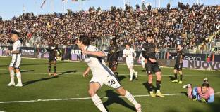 Интер би слабак за шеста поредна победа