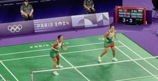 Сестри Стоеви започнаха с победи 