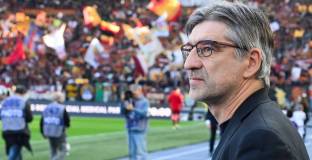 Саутхемптън планира да уволни Иван Юрич