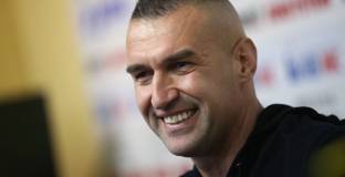 Камбуров: Ирландците имат скъпи футболисти, но като игра не са пред нас