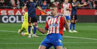 Съпругата на Довбик: Виждате ли какво прави моята каша?