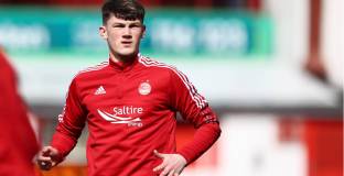 Ливърпул отзова Калвин Рамзи