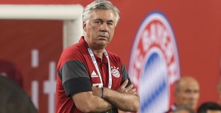 Анчелоти отговори на Ефенберг и Хаман 