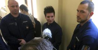 Създателят  на Football Leaks ще бъде съден за 93 престъпления