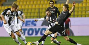 Парма - Болоня 0:3 