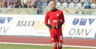 ЦСКА се раздели с бранител